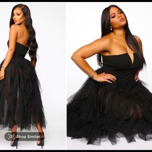 Fashion Nova’s Caught My Eye Tube Dress-Black